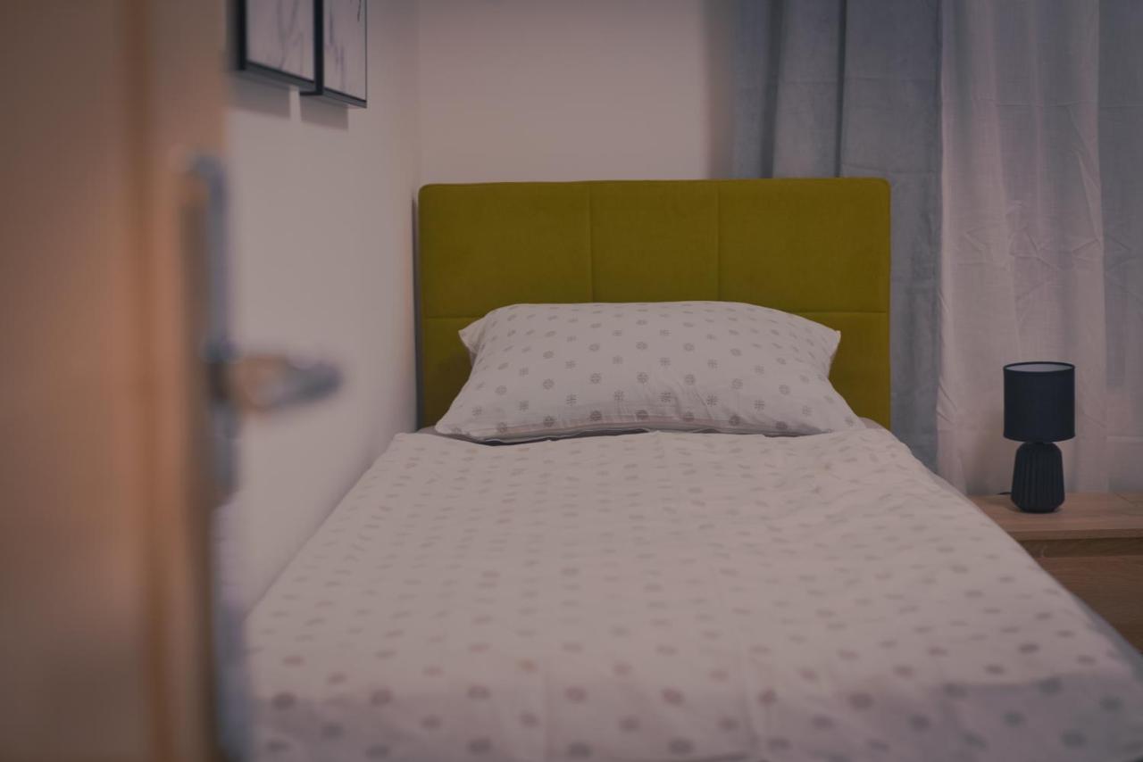 Mila Apartman Apartment Ðakovo Bagian luar foto